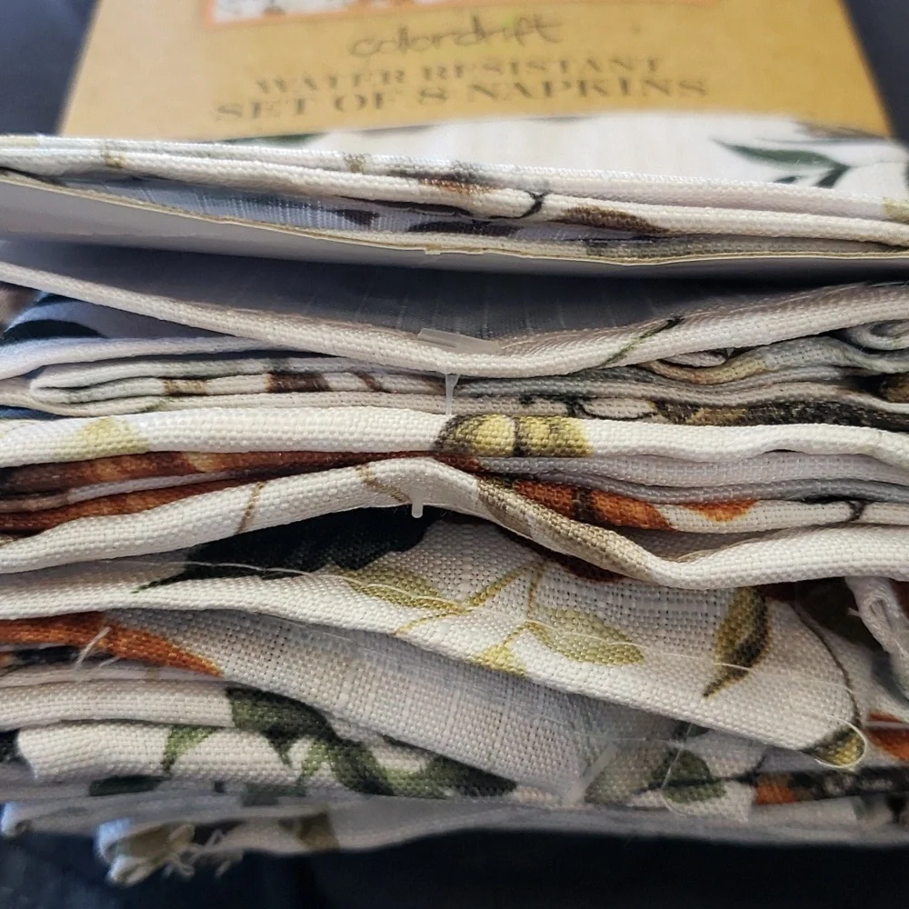 Colordrift NWT Set of 8 Water Resistant 